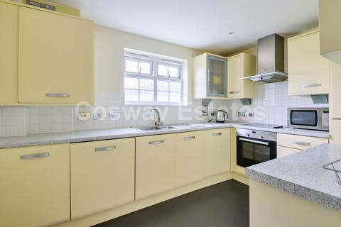 2 bedroom apartment for sale - Gibbs Green, Edgware