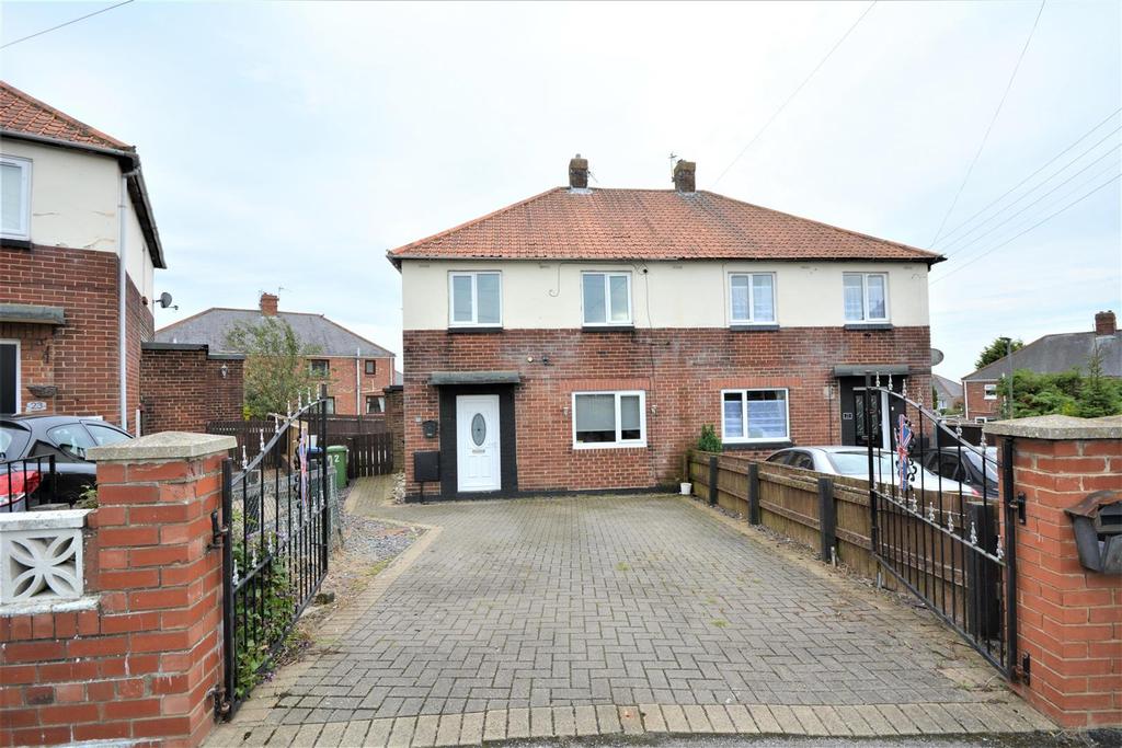Ullswater Road, Ferryhill, DL17 8HH 2 bed semidetached house £550