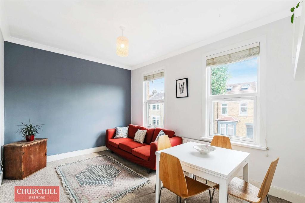Boundary Road, Walthamstow, E17 2 bed flat £1,695 pcm (£391 pw)