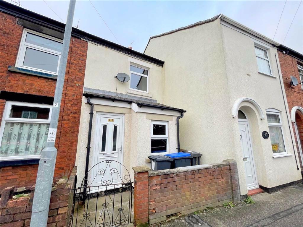 Ball Haye Green, Leek 2 bed terraced house £595 pcm (£137 pw)