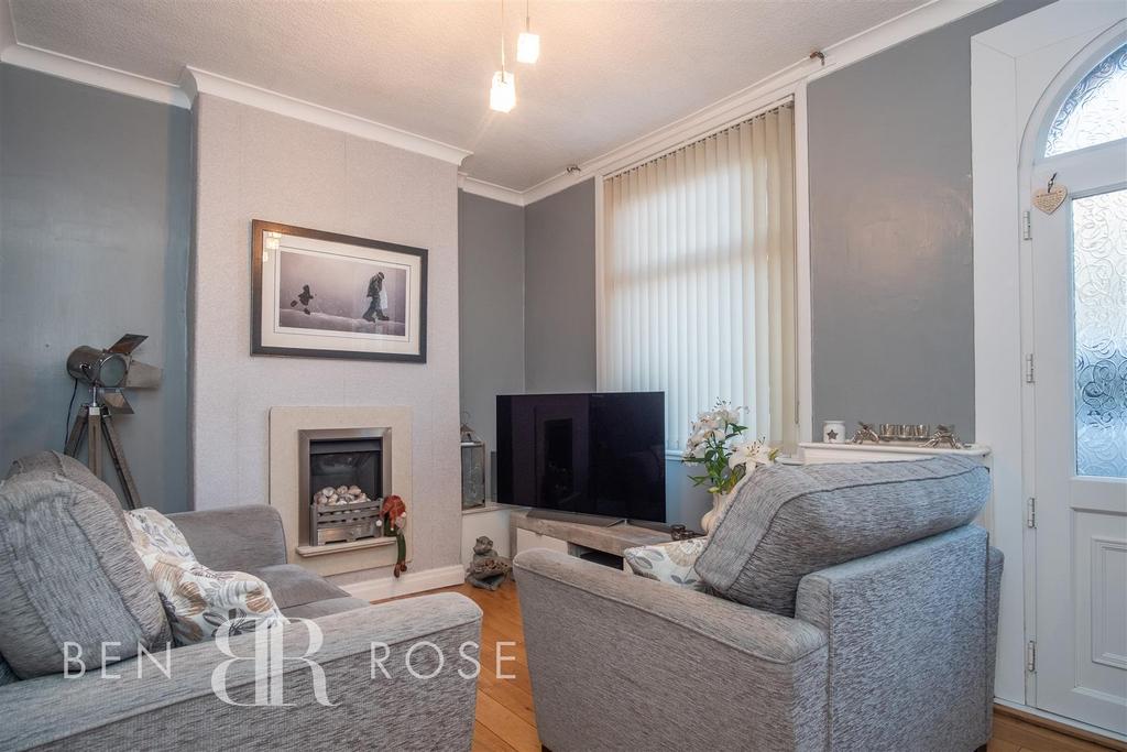 Park Road, Adlington, Chorley 2 bed terraced house £124,995