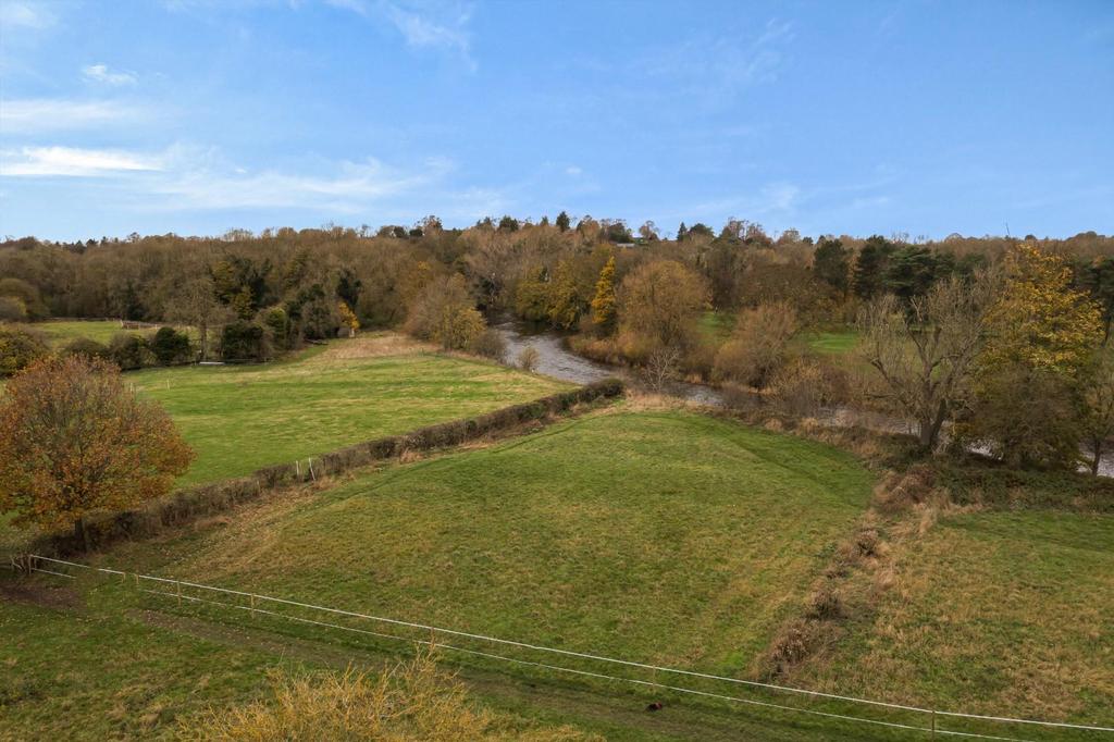 Wetherby Road, Collingham, Wetherby 3 bed detached bungalow for sale