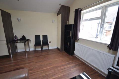 1 bedroom flat to rent - Westbury Road, Leicester