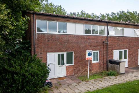 31 Calvards Croft, Greenleys, Milton Keynes, MK12 6AP