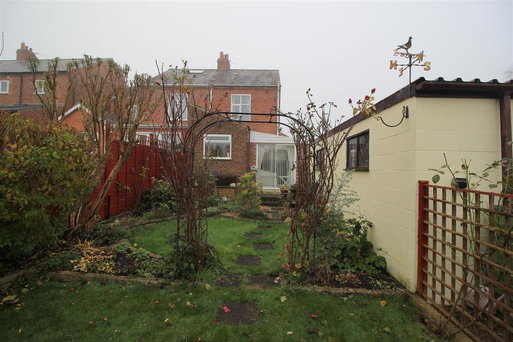 Jesmond Road, Darlington 2 bed semidetached house £155,000