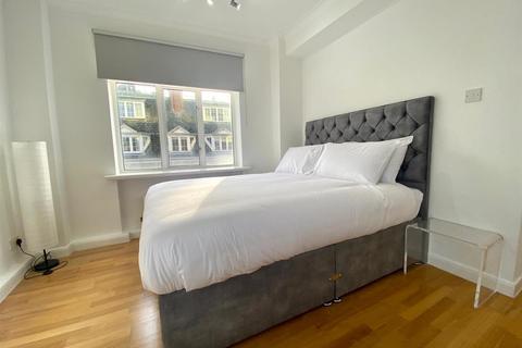 1 bedroom house to rent - Warren Court, Euston Road, London