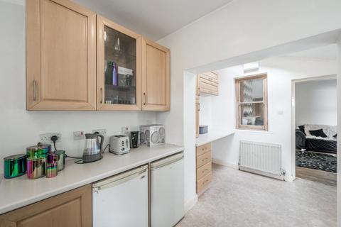 16 Oakham Road, Dudley, DY2 7TB