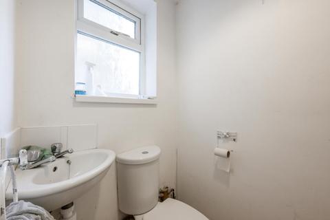 16 Oakham Road, Dudley, DY2 7TB