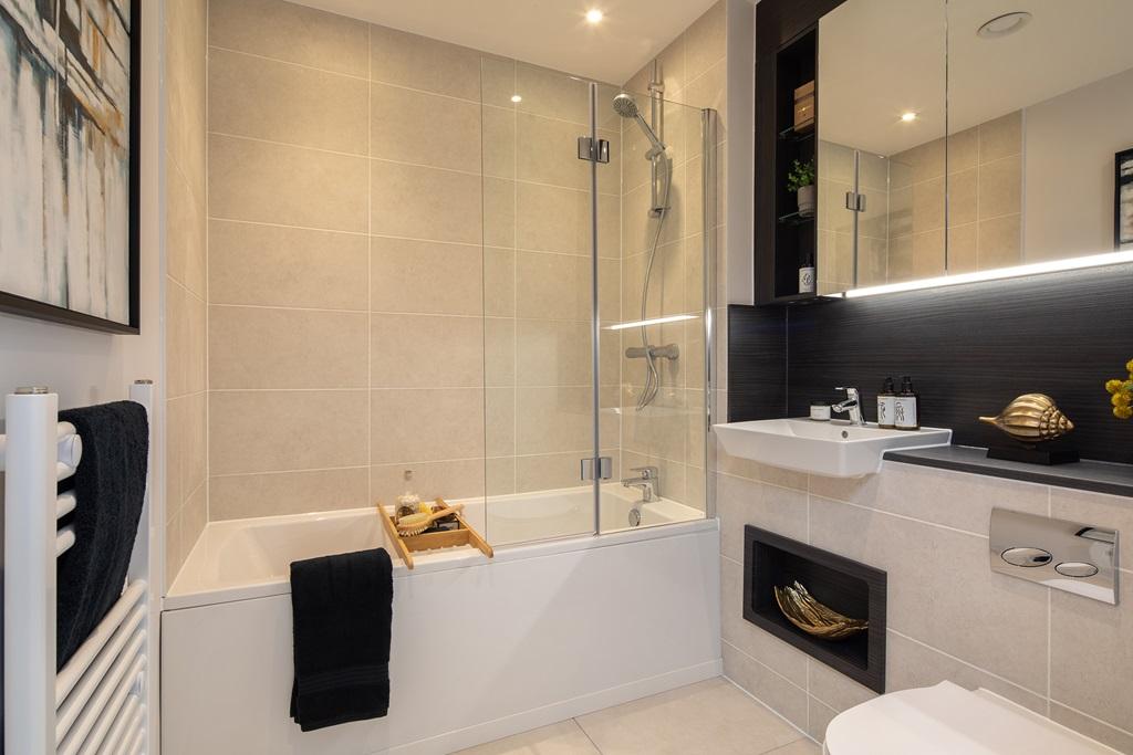 Western circus bathroom show apartment