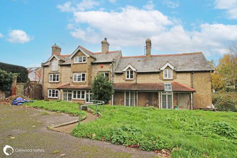6 bedroom detached house for sale - Broadstairs