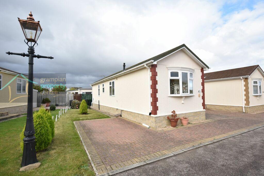 Ashgrove Park, Elgin, Morayshire 2 bed park home for sale - £70,000