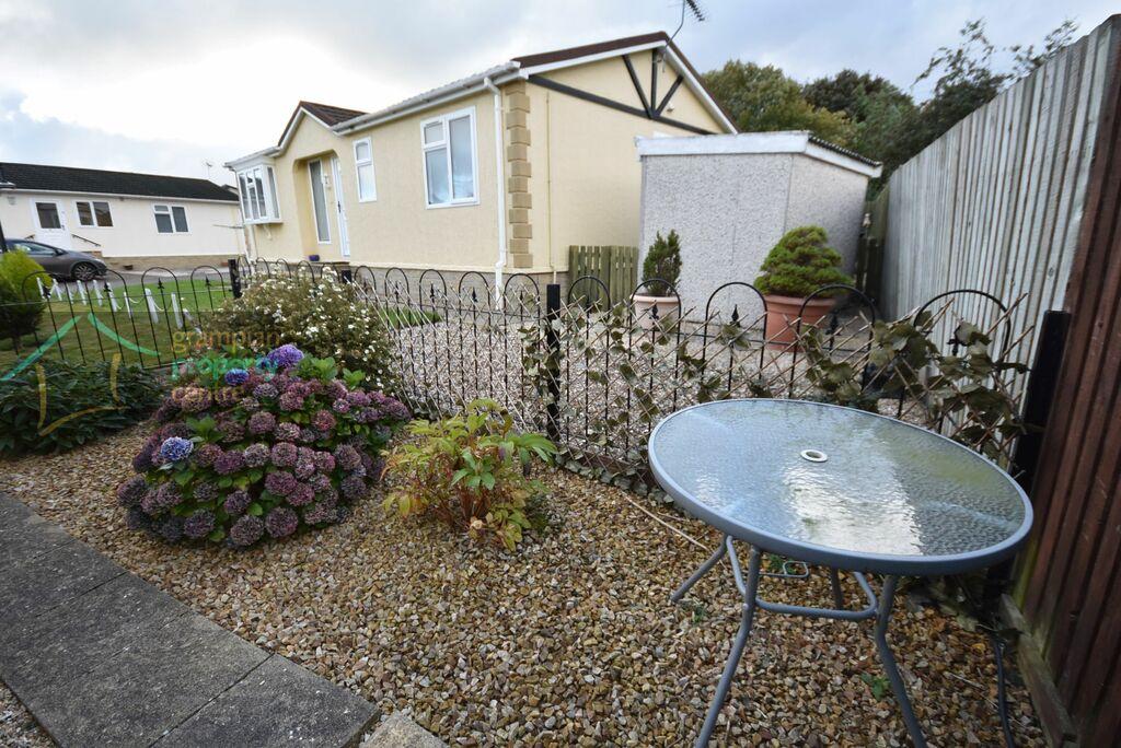 Garden aera 2 .JPG