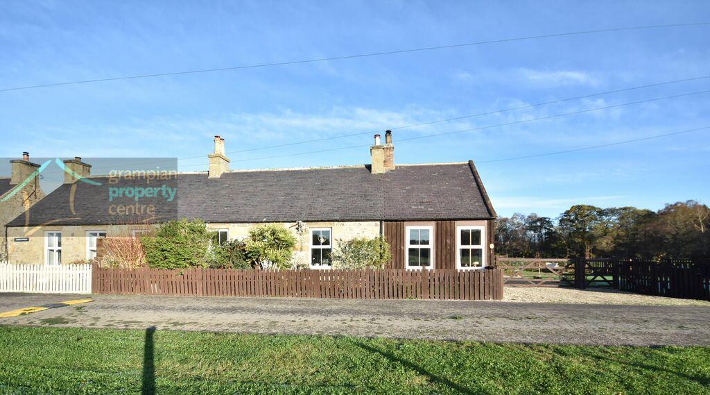 Byres Cottages, Spey Bay, Fochabers... 3 bed semi-detached bungalow - £ ...