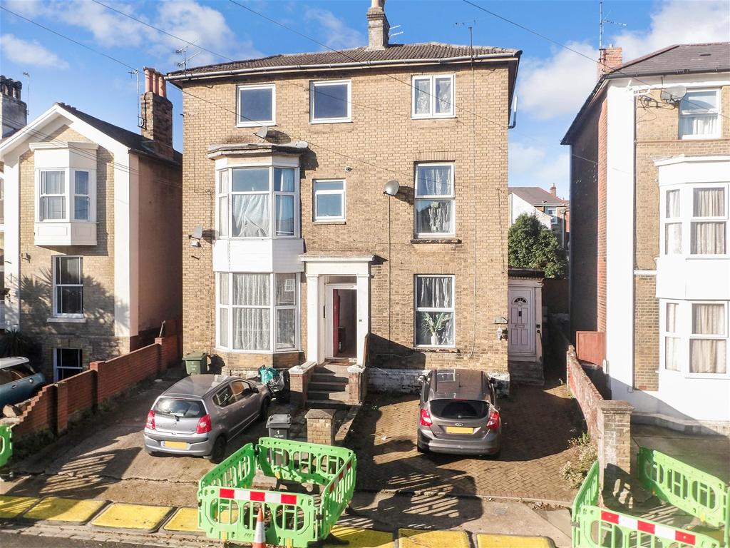 Monkton Street, Ryde, Isle of Wight 1 bed flat for sale £55,000