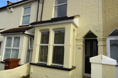 3 bedroom terraced house to rent - Chaucer Road, Gillingham, Kent. ME7 5LU