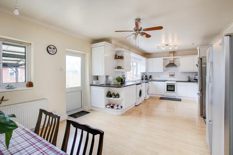 14 Locarno Road, Greenford, UB6 8SN