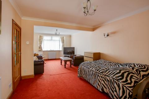 14 Locarno Road, Greenford, UB6 8SN