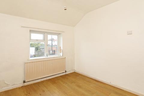 15 Birkbeck Way, Greenford, UB6 8NY