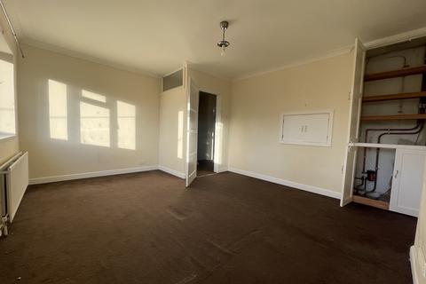 19 The Dingle, Uxbridge, UB10 0DQ
