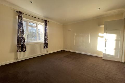 19 The Dingle, Uxbridge, UB10 0DQ