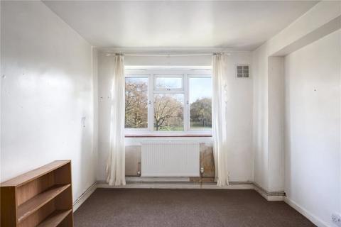 11 Fields Estate, London, E8 4LS