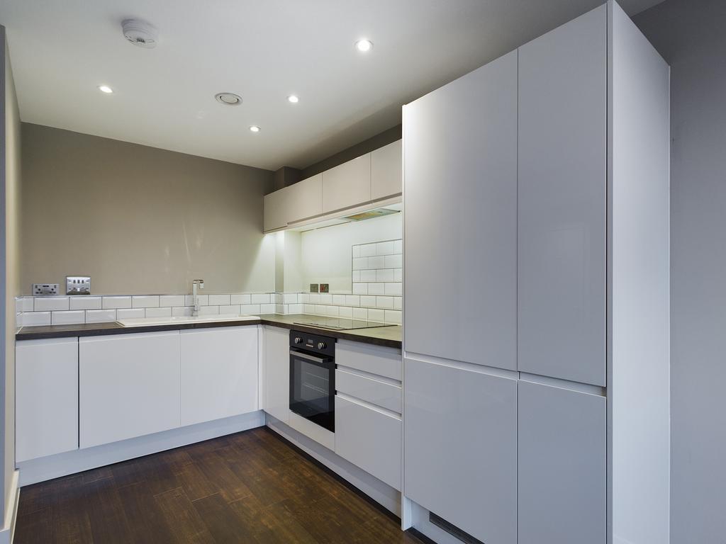 Apartment in Sheffield, South Yorkshire - View 4