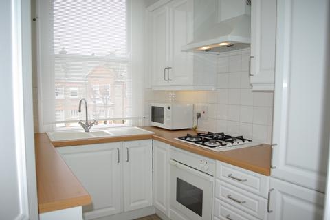 2 bedroom flat for sale - Goldhurst Terrace, London NW6