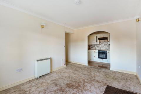 2 bedroom apartment for sale - Barclay Court, Trafalgar Road, Cirencester, Gloucestershire, GL7