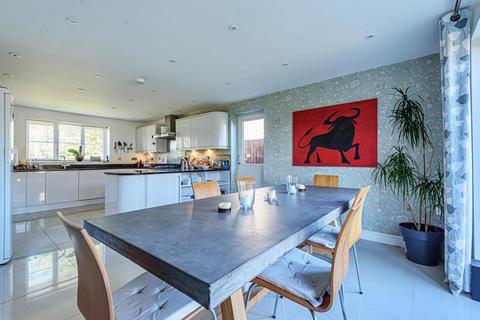 Coombe Cottage Eynsham Road, Sutton, Witney, OX29 5RZ