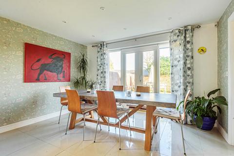 Coombe Cottage Eynsham Road, Sutton, Witney, OX29 5RZ