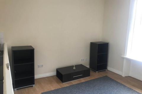 1 bedroom flat to rent - Cleveland Road, Huddersfield, West Yorkshire, HD1