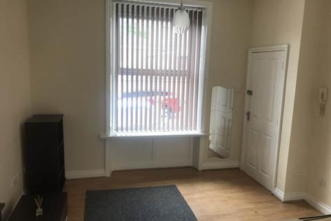 1 bedroom flat to rent - Cleveland Road, Huddersfield, West Yorkshire, HD1