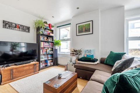 40a Hotham Road, London, SW19 1BS