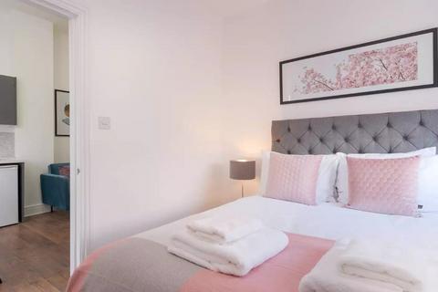 1 bedroom flat to rent, Warwick Road (1/121), Earls Court, London, SW5