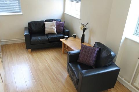 2 bedroom flat to rent, 11 Goldsmith Street Flat 15, Royal House, NOTTINGHAM NG1 5JS