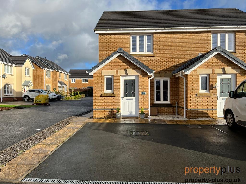 Worcester Court Tonyrefail - Tonyrefail 2 bed detached house - £185,000
