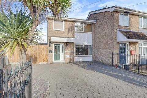 3 bedroom end of terrace house for sale - Brindles, Canvey Island, SS8