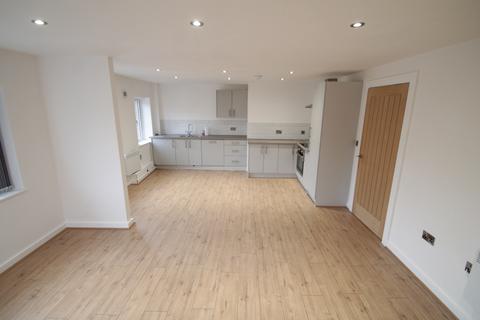 2 bedroom flat to rent - Station Road, Stretford, M32