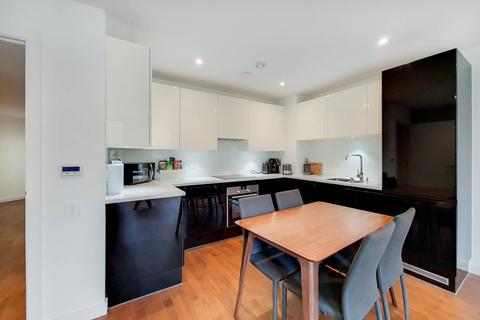 1 bedroom flat to rent - Discovery Tower, Canning Town, London, E16