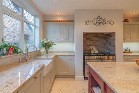 3 bedroom semi-detached house for sale - Bexton Road, Knutsford