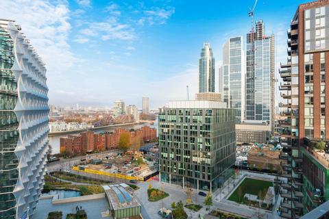 2 bedroom flat to rent, Legacy Building, Embassy Gardens, London, SW11