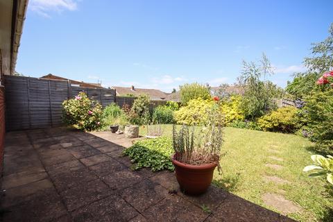2 bedroom semi-detached bungalow for sale, Whitchurch Close, Maidenhead