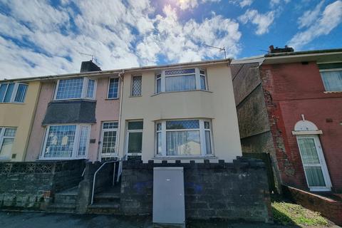 3 bedroom end of terrace house for sale - Carmarthen Road, Swansea, City And County of Swansea.
