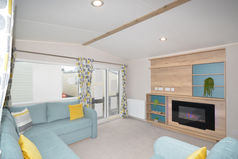 2 bedroom static caravan for sale - New Beach, Dymchurch