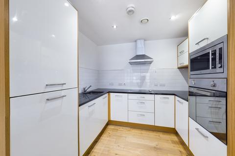 2 bedroom apartment to rent - The Sawmill, Dock Street, HU1