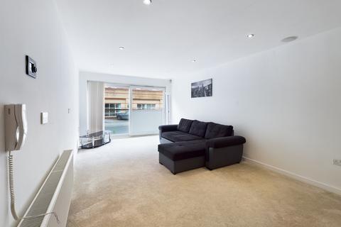 2 bedroom apartment to rent - The Sawmill, Dock Street, HU1
