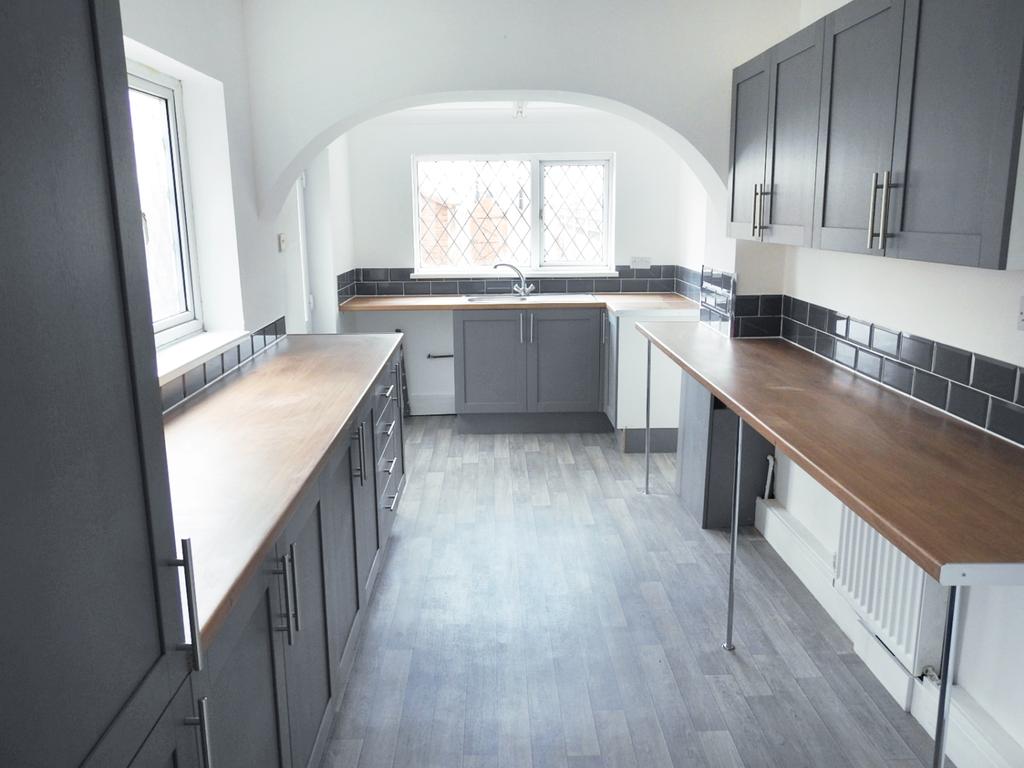 Elliston Street, Cleethorpes, DN35 2 bed terraced house £550 pcm (£