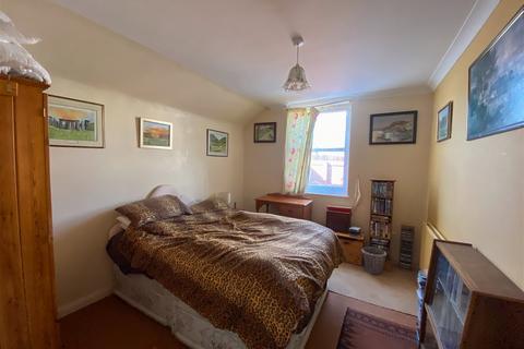 Ground Floor Flat, 22 Derwent Road, Torquay, TQ1 3QL