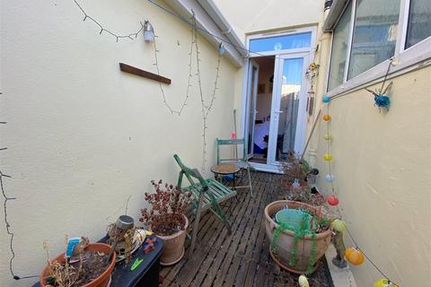 Ground Floor Flat, 22 Derwent Road, Torquay, TQ1 3QL