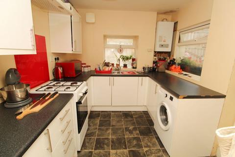 3 bedroom terraced house for sale, Teignmouth Road, TQ1 4RS